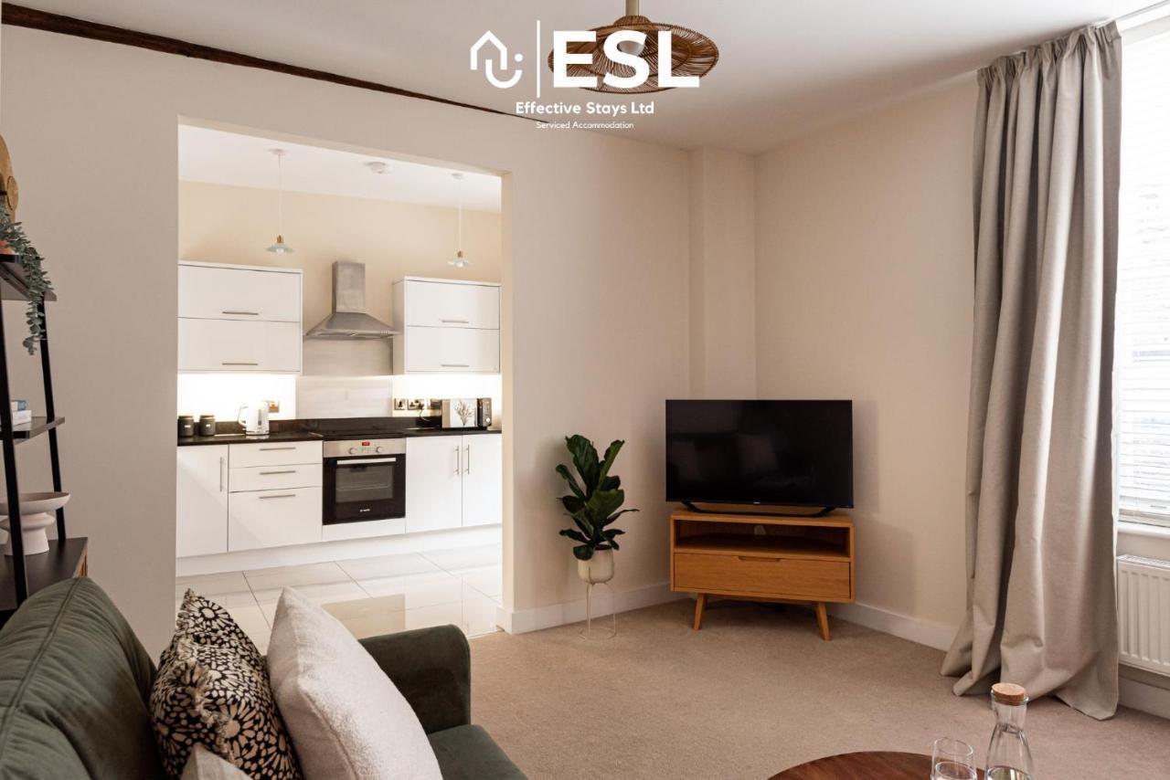 Elegant Apartment On Historic Cobbled High St Shrewsbury Town Centre Zewnętrze zdjęcie